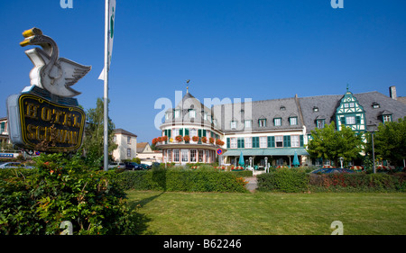 Hotel Schwan in Oestrich-Winkel, Rheingau, Hessen, Deutschland, Europa Stockfoto