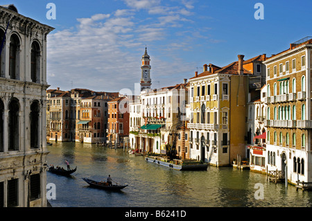 Blick von der Rialto-Brücke über den Canale Grande, Venedig, Italien, Europa Stockfoto