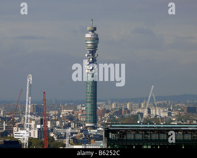 BT Tower, formal bekannt als Post Office Tower und British Telecom Tower, London, England. Stockfoto