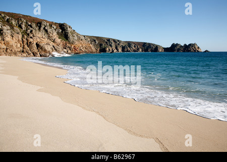 Den schönen Strand in Porthcurno in Corwall, UK. Stockfoto