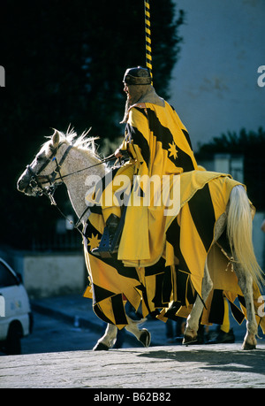 Ritter reiten in der historischen Sarazenen Joust von Arezzo oder Giostra del Saracino, in der Provinz Arezzo, Toskana, Italien, Eur Stockfoto