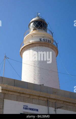 Leuchtturm mit Café am Cap Formentor, Mallorca, Balearen, Spanien, Europa Stockfoto