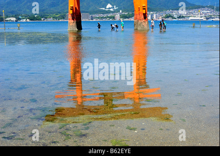 Floating Gate, Miyajima Cho, Hatsukaichi, Präfektur Hiroshima, Japan Stockfoto