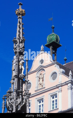 Brunnen, Marktplatz, Rathaus, Rottenburg bin Neckar, Schwäbische Alb, Baden-Württemberg, Deutschland Stockfoto