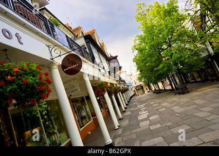 Die Pantiles, obere Spaziergänge, Royal Tunbridge Wells, Kent, England, UK Stockfoto