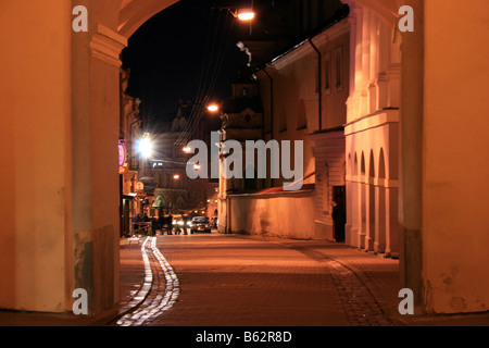 Dawn Gate, Nachtansicht, Ausros Vartu Straße, Vilnius, Litauen Stockfoto