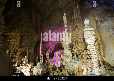 China Guizhou Provinz Zhijin Höhle größte in China 10 km lang und 150 hoch Stockfoto