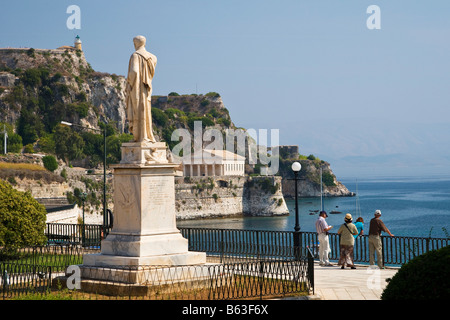 Aussicht auf die alte Festung, Corfu Town, Korfu, griechische Inseln Stockfoto