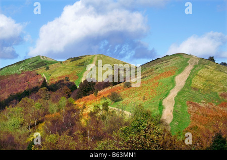 Blick nach Norden entlang der Malvern Hills in Richtung Worcester Beacon. Herbst 2008 Stockfoto