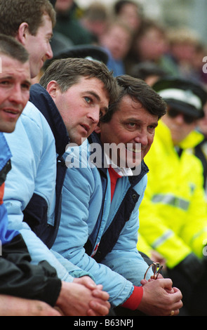 Wolverhampton Wanderers Football-Trainer Rob Kelly und Manager Graham Taylor Stockfoto