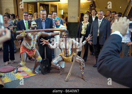 Australien, Sydney, Aborigines, Straßenmusikanten und der Türkische Premierminister, Präsidenten der Türkei, Recep Tayyip Erdogan in Pritt Straße Stockfoto