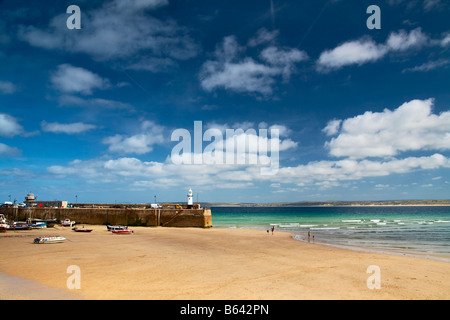 Hafen von St. Ives in Cornwall traditionelle Fischerei Dorf und touristische destination Stockfoto