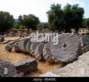 Ausgeblendete Spalte im antiken Olympia Peloponnes Griechenland Hellas Stockfoto