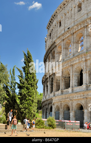 Das Kolosseum, das große Symbol der ewigen Rom, Lazio, Italien, Europa. Stockfoto