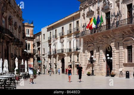 Syrakus-Rathaus und Piazza del Duomo, Ortygia, Syrakus, Sizilien Stockfoto