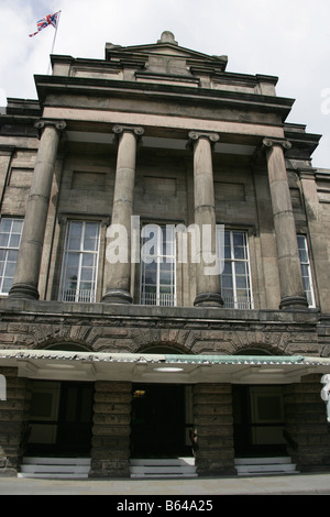 Stadt von Stoke on Trent, England. Haupteingang des 19. Jahrhunderts Henry Ward entworfen Stoke Rathaus. Stockfoto
