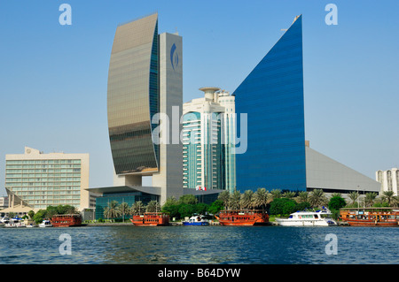 Die Emirates National Bank of Dubai, Creek Tower, Etisalat, Industrie- und Handelskammer am Dubai Creek, Deira VAE Stockfoto