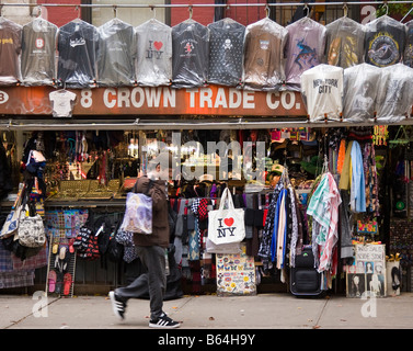 Bürgersteig Geschäft in New York City Stockfoto
