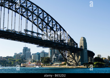 Sydney Harbour Bridge und Luna Park angesehen von der Fähre Circular Quay zu verlassen Stockfoto