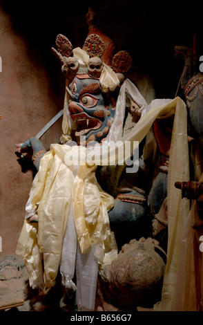 Die meisten der Statuen in buddhistischen Tempeln zeigen Götter oder Tiere, die die buddhistische Religion und die Menschen zu schützen Stockfoto