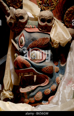 Die meisten der Statuen in buddhistischen Tempeln zeigen Götter oder Tiere, die die buddhistische Religion und die Menschen zu schützen Stockfoto