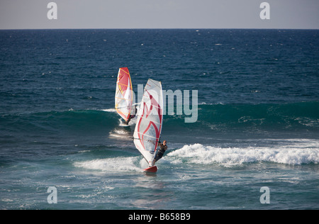 Windsurfer am Hookipa Beach Maui Hawaii USA Stockfoto