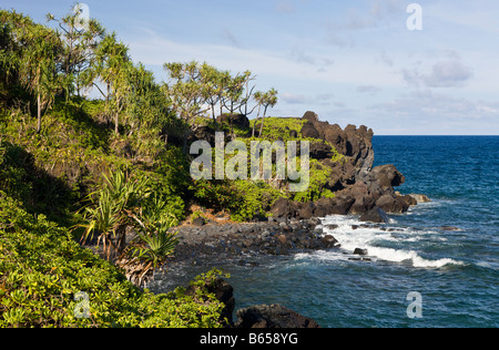 Black Sand Beach im Waianapanapa State Park auf der Straße nach Hana Maui Hawaii USA Stockfoto