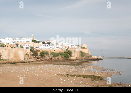 Blick auf den Strand und Kasbah, Rabat, Marokko, Afrika Stockfoto