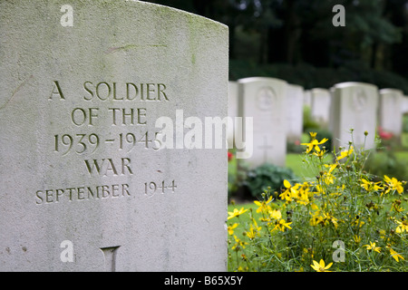 Unbekannten Soldaten schwere zweiten Weltkrieg Britisch Commonwealth Krieg Gräber Friedhof Arnheim Niederlande Stockfoto