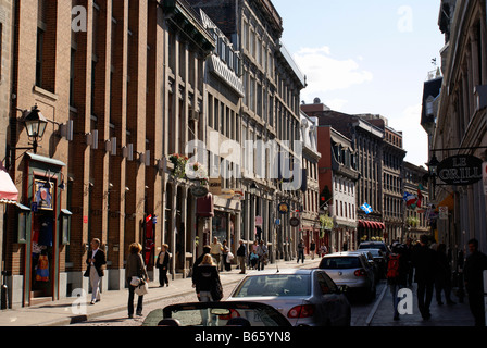 Menschen auf der Rue Saint-Paul in Old Montreal, Quebec, Kanada Stockfoto