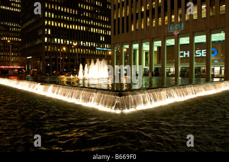 Brunnen-Pool 1251 6ht Avenue auf dem Rockefeller Center in Manhattan Stockfoto