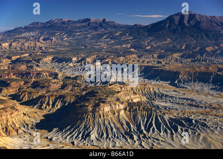 Mit Blick auf die Henry-Berge vom Capitol Reef National Park, Utah Stockfoto