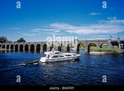 1605 Shannonbridge River Shannon Co Offaly Republik von Irland Stockfoto