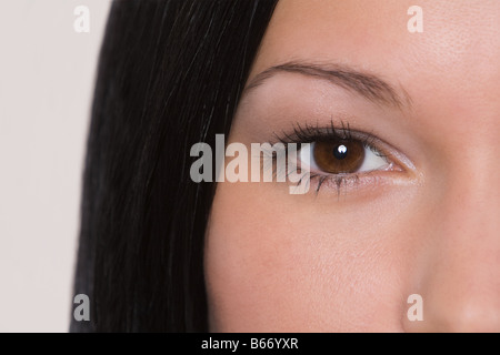 Ein junger Womans Auge hautnah Stockfoto