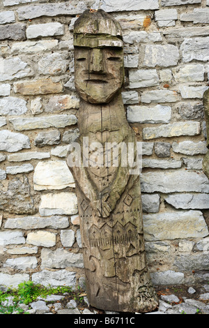 Heidnisches Idol im Stadtmuseum, Kamianets Podilskyi, Oblast Chmelnyzkyj (Provinz), Ukraine Stockfoto