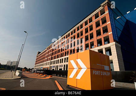 Fort Dunlop kommerzielle und sanierten Commerce Center in Birmingham uk direkt an der Autobahn m6 Stockfoto