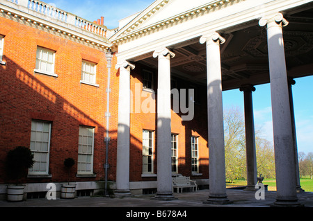 Osterley Park Haus transparenten Portikus auf der Ost-Front-London Stockfoto