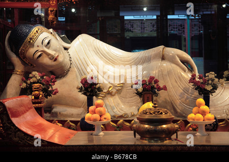 China Shanghai Jade Buddha Tempel liegende Buddha-statue Stockfoto