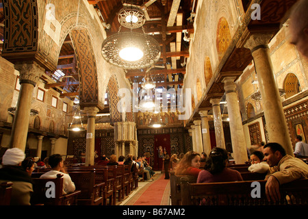 Die Hängende Kirche in Kairo, Ägypten. Heilige Jungfrau Maria der koptisch-orthodoxen Kirche, auch bekannt als die Hängende Kirche (El Muallaqa) Stockfoto