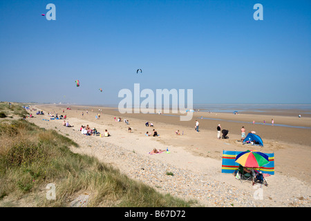 Greatstone am Meer am Strand in der Nähe von Dungeness in August Kent England Stockfoto