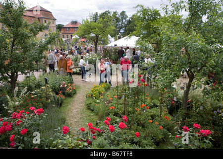 Gartenfest auf Schloss Fasanerie Burg, in der Nähe von Fulda, Hessen, Deutschland Stockfoto