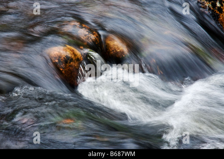 Gebirgsbach in den schottischen Highlands Stockfoto