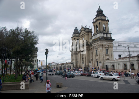 Die Catedral Metropolitana am Parque Central von Guatemala-Stadt Stockfoto