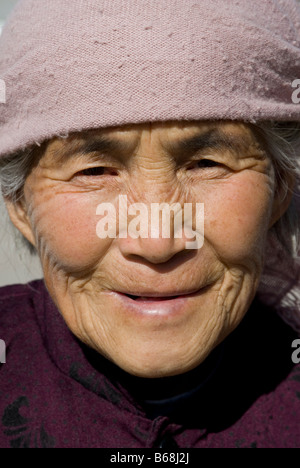 Dorf Frau außerhalb Taiyuan, Provinz Shanxi, China Stockfoto