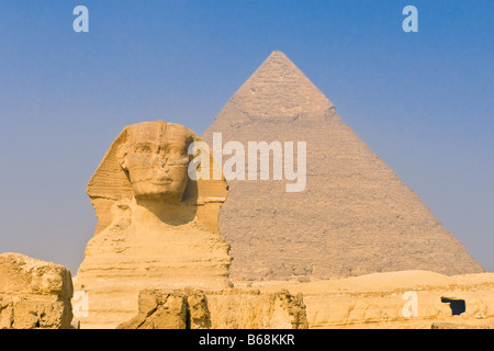 Sphinx und die Pyramiden von Gizeh-Kairo Stockfoto