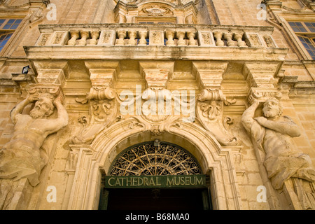 Dom-Museum, Saint-Paul Platz, in die mittelalterliche Stadt Mdina, Malta Stockfoto