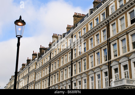 Häuser auf Queen s Gate Gardens South Kensington SW7 London Stockfoto