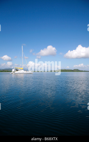 Segeln in Bocas del Toro Archipel Panama zentrales Lateinamerika Südamerika Karibik-Küste Stockfoto