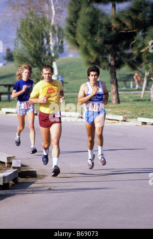 Läufer antreten in Langstreckenrennen. Stockfoto