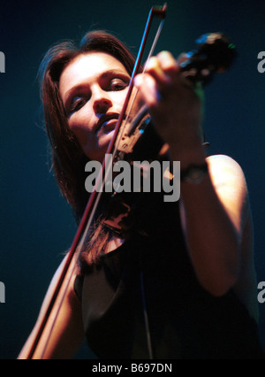 Sharon Corr von The Corrs in Konzert in Belfast, Northern Ireland Stockfoto